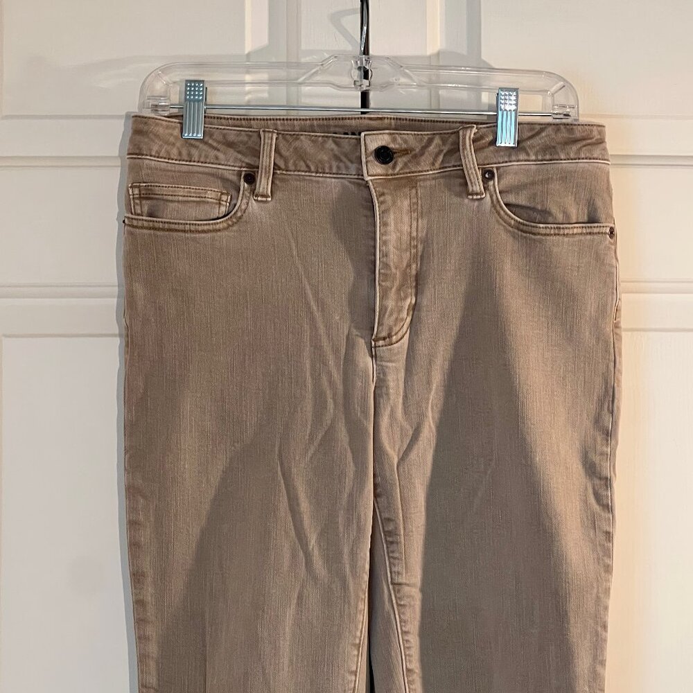 Lands' End mid rise, straight leg jean, size 10, tan